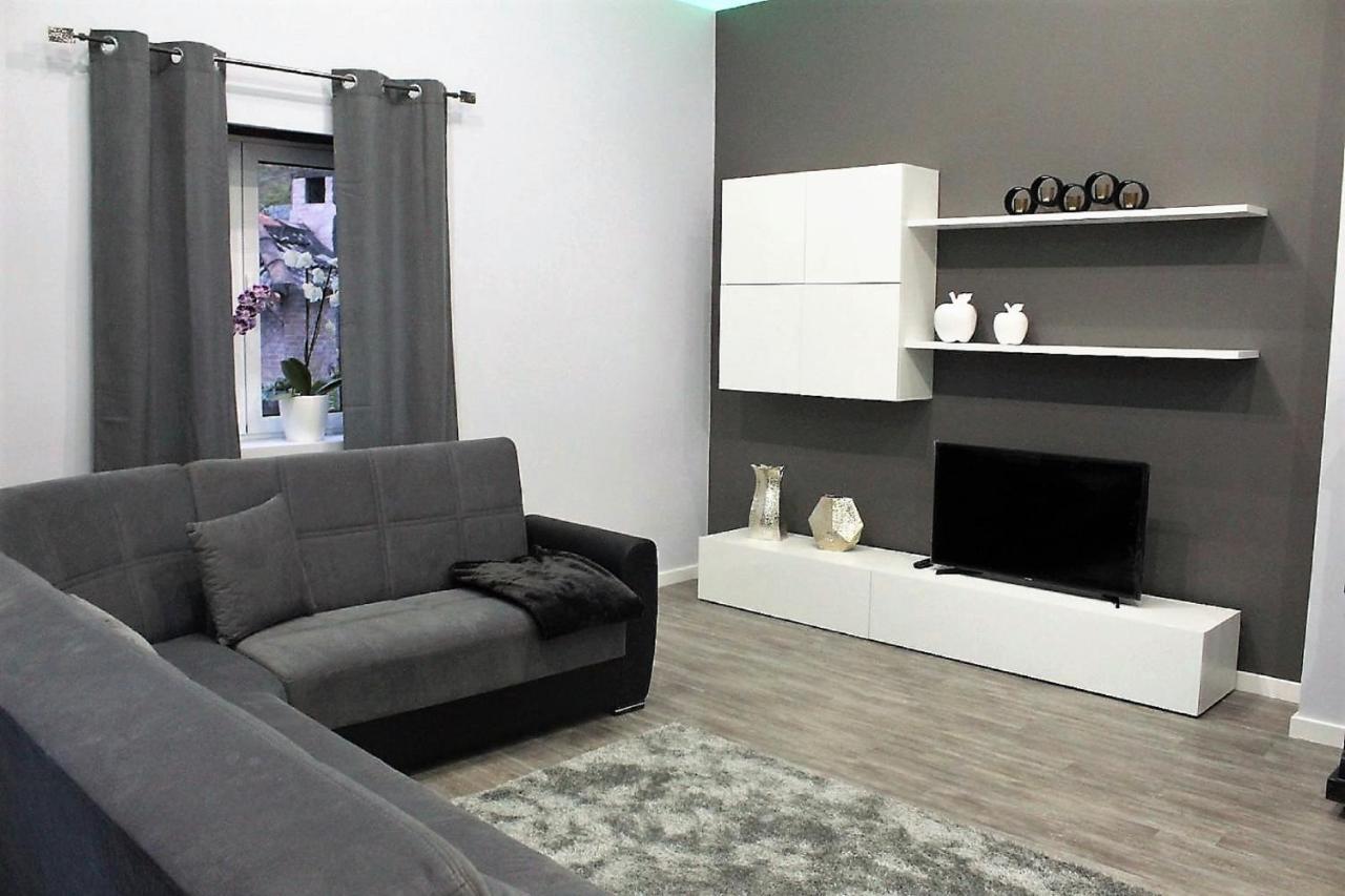 Cottage Quinze, Contemporary Designed Cottage With Swimming Pool Ponta Delgada  Bagian luar foto